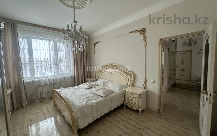 2-комнатная квартира · 70 м² · 9/16 этаж, Туркестан 28А — Бухар Жирау за 400 000 ₸ в Астане, Есильский р-н — фото 2