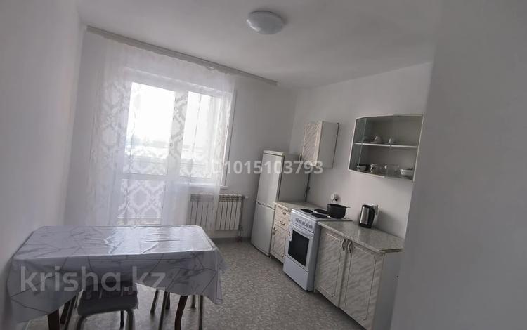 3-бөлмелі пәтер · 75.5 м² · 13/17 қабат, Горького 8, бағасы: 32.5 млн ₸ в Петропавловске — фото 2