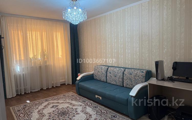 2-комнатная квартира · 45 м² · 2/5 этаж, И.Ларина за 14 млн ₸ в Уральске — фото 2