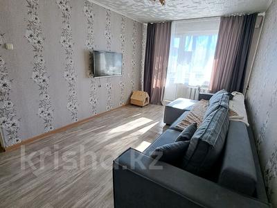 2-комнатная квартира, 52 м², 1/9 этаж, 8 микрорайон за 11.5 млн 〒 в Темиртау