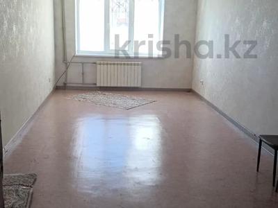 3-комнатная квартира · 88 м² · 1/10 этаж, мкр 12 за 29.5 млн 〒 в Актобе