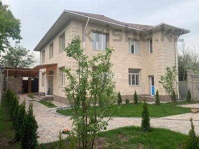 4-комнатный дом помесячно, 320 м², 8 сот., Л.Хамиди — Уг.Шаврова за 2 млн 〒 в Алматы