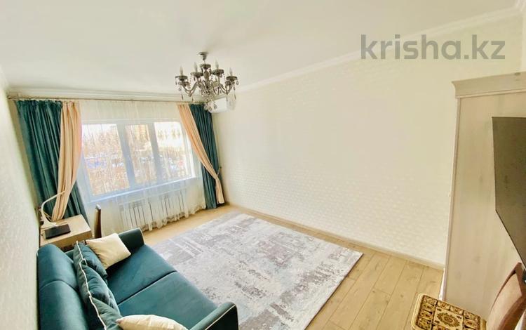 2-комнатная квартира · 63 м² · 9/9 этаж, Толеби за 43.5 млн 〒 в Алматы — фото 2