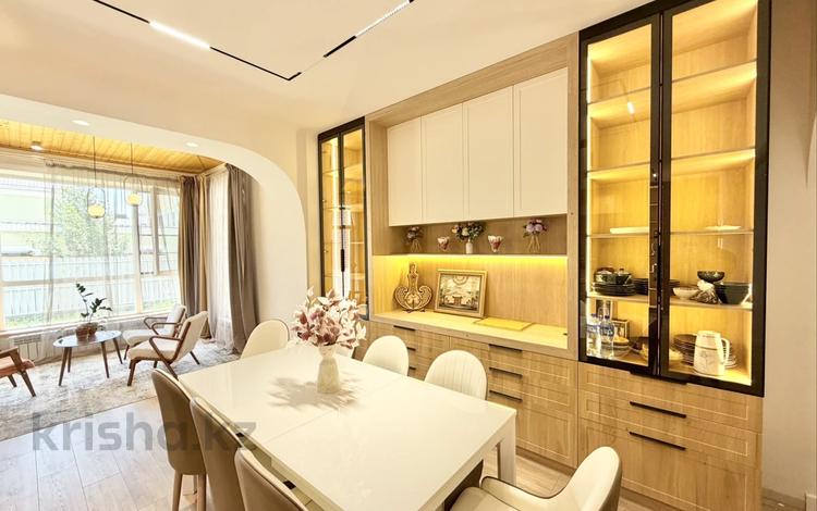 Часть дома · 4 комнаты · 210 м² · 3.8 сот., Е 349 6 — Фэмели вилладж-новый мега!! за 200 млн ₸ в Астане, Есильский р-н — фото 3