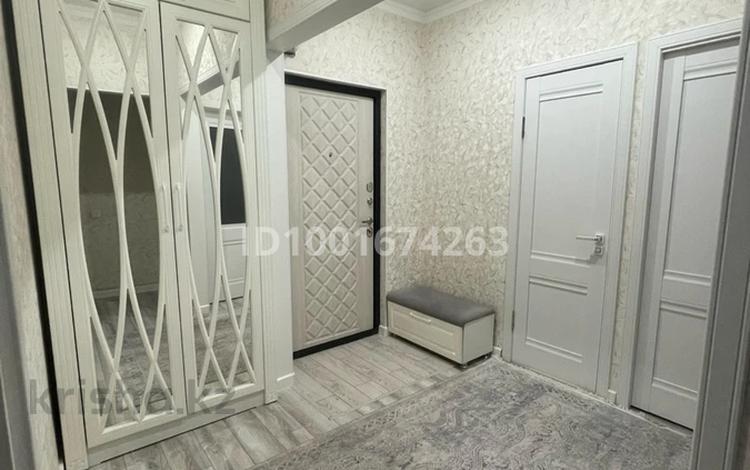 3-бөлмелі пәтер · 68 м² · 2/5 қабат, Мынбулак 28, бағасы: 29 млн ₸ в Таразе — фото 2