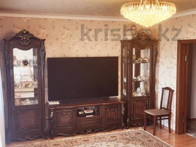 Пәтерлер в Костанайской обл.: 3-бөлмелі пәтер · 80.1 м² · 3/5 қабат, Юрия Гагарина 9А, бағасы: 35.8 млн 〒 3-бөлмелі пәтер · 80.1 м² · 3/5 қабат, Юрия Гагарина 9А, бағасы: 35.8 млн 〒 в Костанае