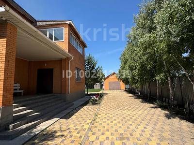 Отдельный дом · 7 комнат · 300 м² · 13 сот., Болашак 49 за 40 млн 〒 в 