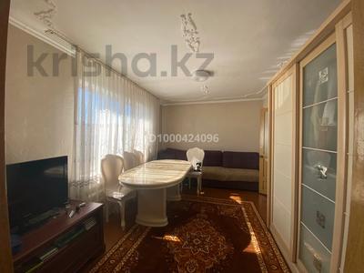 Продажа домов и дачи в Абай обл.: Отдельный дом · 7 комнат · 159.9 м² · 10 сот., Нурбаева 243 — Каржаубай Улы -Кутузова за 35 млн 〒 Отдельный дом · 7 комнат · 159.9 м² · 10 сот., Нурбаева 243 — Каржаубай Улы -Кутузова за 35 млн 〒 в Семее, мкр Красный Кордон
