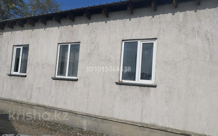 Жеке үй · 3 бөлме · 86.7 м² · 8 жүзд., Карасай батыр 11а, бағасы: 22 млн ₸ в  — фото 2