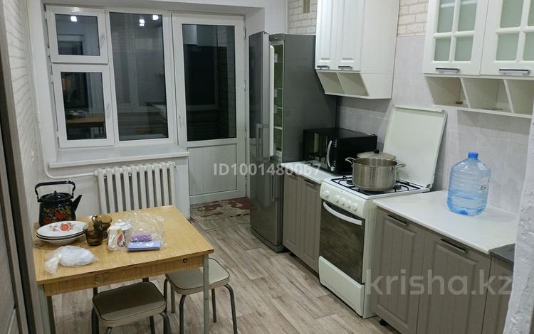 1-бөлмелі пәтер · 43 м² · 5/9 қабат, Северо-Восток ш/а. 20, бағасы: 120 000 ₸ в Уральске, мкр Северо-Восток — фото 10