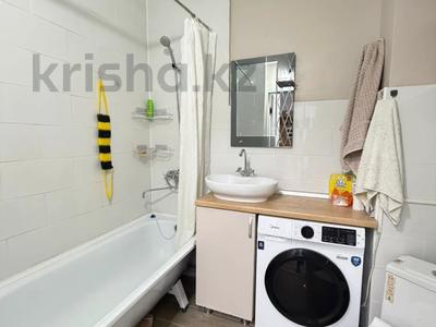 2-бөлмелі пәтер · 40 м² · 2/13 қабат, Есенова 160/3, бағасы: 33 млн ₸ в Алматы, Жетысуский р-н