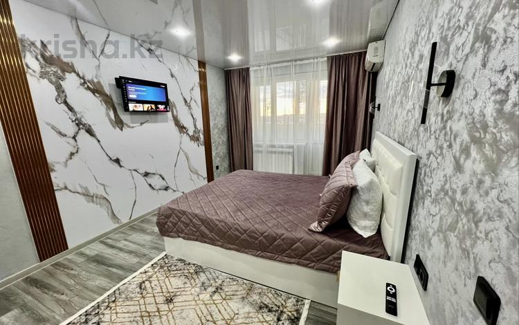 1-комнатная квартира · 40 м² · 9/9 этаж, мкр 11 100 за 13 000 ₸ в Актобе — фото 2