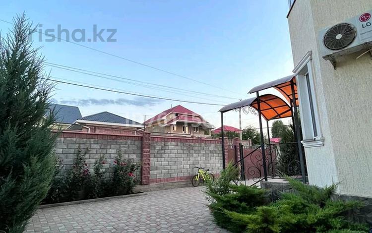 Отдельный дом · 5 комнат · 176 м² · 4 сот., мкр Думан-2 17 за 93 млн ₸ в Алматы, Медеуский р-н — фото 2