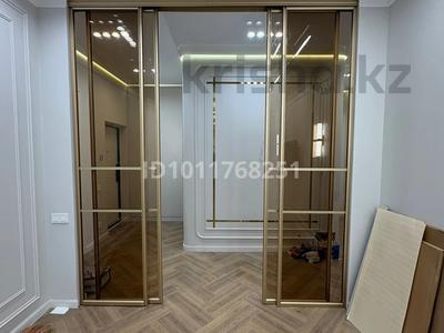 3-комнатная квартира · 95 м² · 8/17 этаж, Туран 52/5, 52/6, 52/7 — Бухар жырау -Туран за 78 млн 〒 в Астане, Есильский р-н