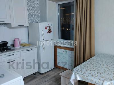 1-бөлмелі пәтер · 35 м², Жаңа қала ш/а. 51, бағасы: 12 000 ₸ в Караганде, Казыбек би р-н