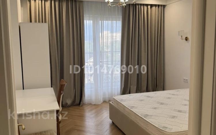 3-комнатная квартира · 140 м² · 5/8 этаж, мкр Мирас 157 за 850 000 ₸ в Алматы, Бостандыкский р-н — фото 2