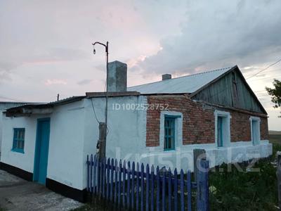 Часть дома · 4 комнаты · 80 м² · 12 сот., Мира 47 за 3.8 млн 〒 в Караганде, Казыбек би р-н