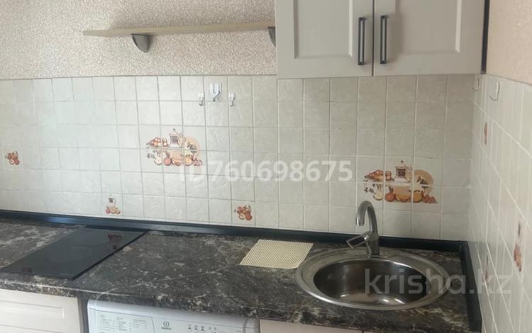 2-бөлмелі пәтер · 50 м² · 4/5 қабат, Агыбай батыра 1, бағасы: 200 000 ₸ в Балхаше — фото 2