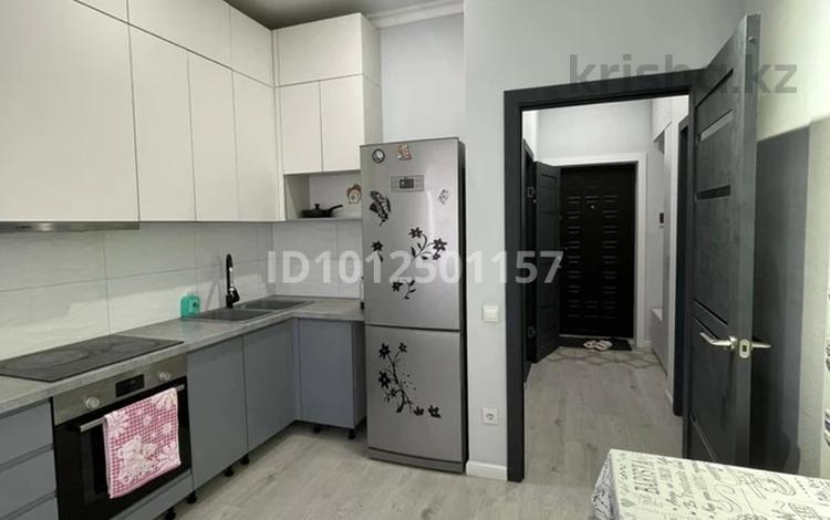 1-комнатная квартира · 39 м² · 8 этаж, Кабанбай батыра 51/1 — Кабанбай батыра за 220 000 ₸ в Астане, Есильский р-н — фото 2
