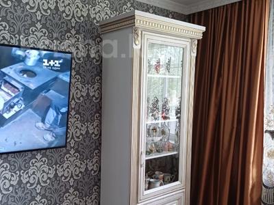Продажа квартир в Абай обл.: 3-комнатная квартира · 64.5 м² · 2/10 этаж, Безымянная за 29 млн 〒 3-комнатная квартира · 64.5 м² · 2/10 этаж, Безымянная за 29 млн 〒 в Семее