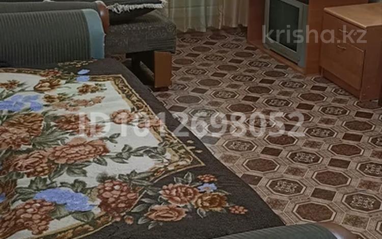 1-бөлмелі пәтер · 30 м² · 2/5 қабат, 19 микрорайон 40 — Феллида, бағасы: 100 000 ₸ в Караганде, Алихана Бокейханова р-н — фото 2