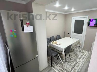 3-комнатная квартира · 74.4 м² · 5/5 этаж, мкр Кунаева за 27 млн 〒 в Уральске