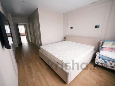 4-комнатная квартира · 140 м² · 9/10 этаж, Розыбакиева 320 за 180 млн ₸ в Алматы, Бостандыкский р-н