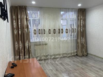 Отдельный дом · 3 комнаты · 100 м², мкр Атырау, Проезд жубанова за 200 000 〒