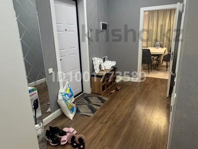 3-бөлмелі пәтер · 105 м² · 1/12 қабат, Мустай Карима 13а — Жандосов пен Сайн, бағасы: 400 000 ₸ в Алматы, Ауэзовский р-н