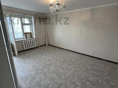 2-комнатная квартира · 55.1 м² · 5/9 этаж, мкр 8, Абулхархана 71 — Напротив нового дома Космос за 17.5 млн ₸ в Актобе