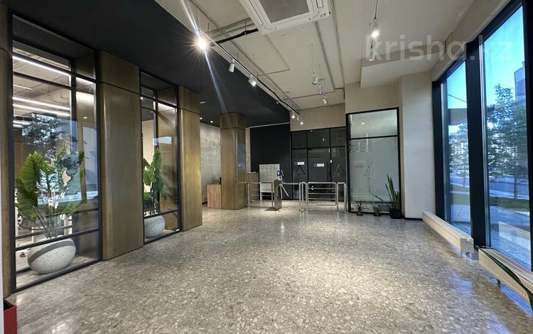Свободное назначение, офисы · 1008 м² за ~ 12.1 млн ₸ в Астане, Нура р-н — фото 14