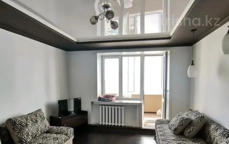 1-бөлмелі пәтер, 45 м², 7/10 қабат ай сайын, Жастар 43, бағасы: 120 000 〒 в Усть-Каменогорске — фото 15