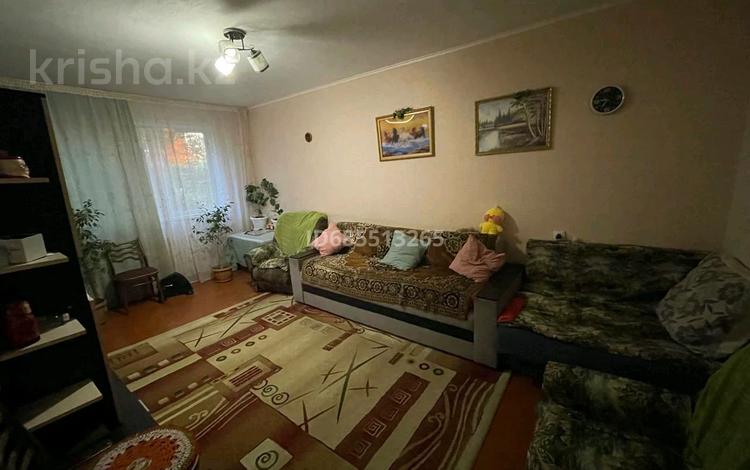 3-комнатная квартира, 62 м², 2/5 этаж, Шухова 1 за 17 млн 〒 в Петропавловске — фото 2