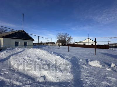 Жеке үй · 2 бөлме · 54 м² · 12 жүзд., Жайық 10 — Аксуат, бағасы: 6 млн ₸ в Айтиево