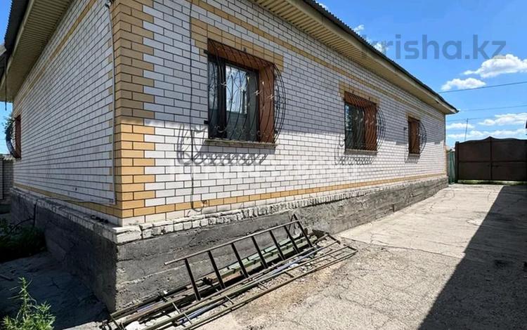 Жеке үй · 7 бөлме · 255 м² · 6 жүзд., 12 линия 23 — 12 школы, бағасы: 650 000 ₸ в Семее — фото 2
