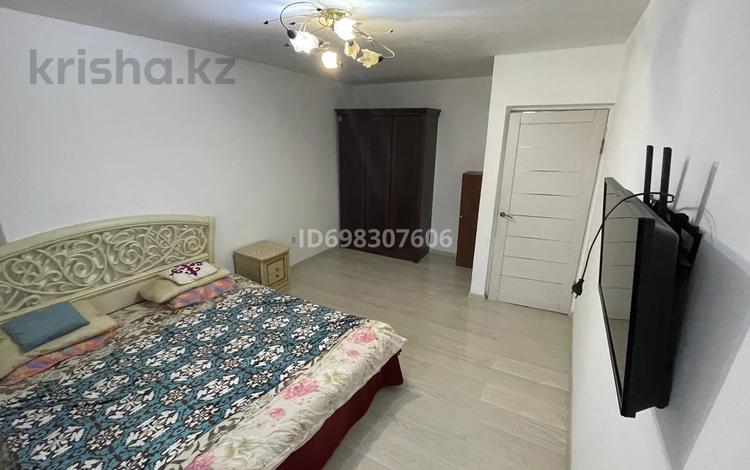 1-бөлмелі пәтер · 42 м² · 6 қабат, Нұрсая ш/а., Кусан наренбаева 116, бағасы: 12.8 млн ₸ в Атырау, мкр Нурсая — фото 2
