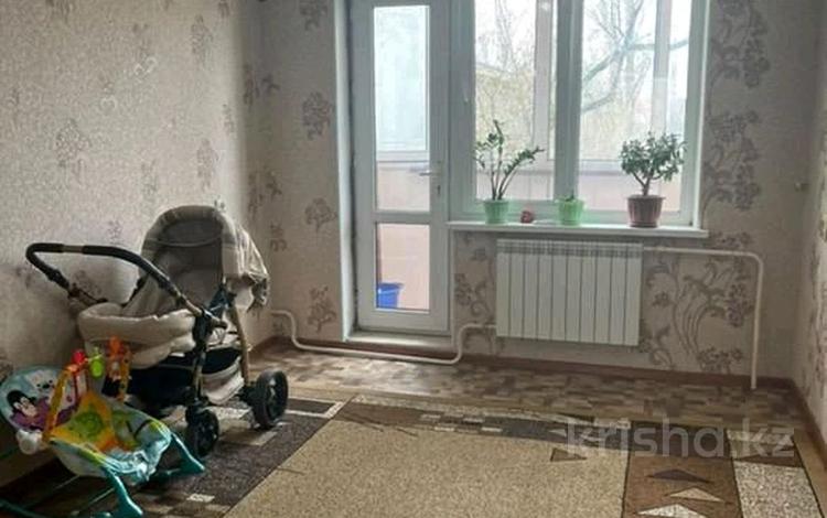 2-бөлмелі пәтер · 45 м² · 5/5 қабат, Талас ш/а, 6 мкр, бағасы: 9.9 млн ₸ в Таразе, мкр Талас — фото 2