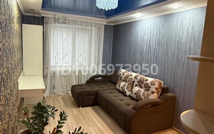 2-комнатная квартира · 52 м² · 1/5 этаж, проспект Нурсултана Назарбаева 244/1 — Район Хлебзавод, ЖД вокзал за 21.7 млн ₸ в Уральске, мкр Школьник — фото 7