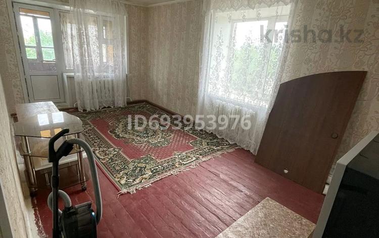 2-комнатная квартира, 42 м², 3/3 этаж, Гурбы 13 за 8.5 млн 〒 в Сатпаев — фото 2