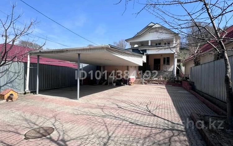 Дом · 4 комнаты · 320 м², мкр Коктобе, Таттимбета 326 за 110 000 ₸ в Алматы, Медеуский р-н — фото 19