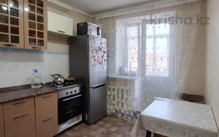 2-комнатная квартира · 49 м² · 5/5 этаж, мкр 4 за 15.8 млн ₸ в Уральске — фото 2