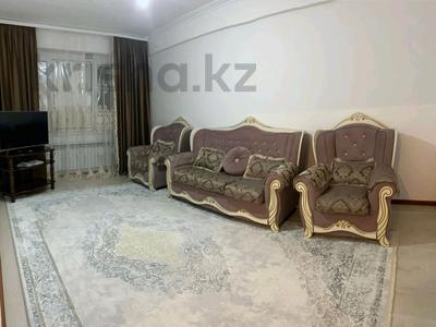 3-комнатная квартира, 90 м², 5/5 этаж помесячно, Астана 43 за 150 000 〒 в Талдыкоргане, мкр Болашак