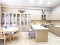 3-комнатная квартира · 180 м² · 1 этаж, Омарова 35/1 за 650 000 ₸ в Алматы, Медеуский р-н — фото 2