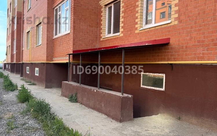 Еркін · 300 м², бағасы: 16.5 млн ₸ в Актобе, мкр. Алтын орда — фото 9