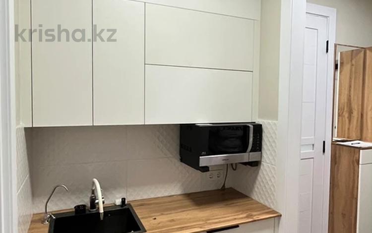 2-бөлмелі пәтер · 42.5 м² · 2/8 қабат, онгарсынова 8, бағасы: 32 млн ₸ в Астане, Есильский р-н — фото 2