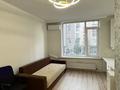 2-бөлмелі пәтер · 42.5 м² · 2/8 қабат, онгарсынова 8, бағасы: 32 млн ₸ в Астане, Есильский р-н — фото 3