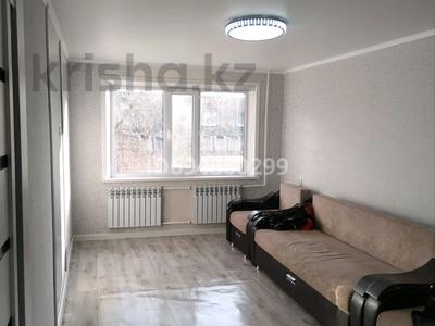 2-комнатная квартира · 48 м² · 1/5 этаж, Майкудук, Майкудук, 15й микрорайон 31 — Сатурн за 12 млн ₸ в Караганде, Алихана Бокейханова р-н