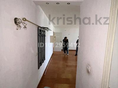 2-комнатная квартира · 52 м² · 2/4 этаж, ниеткалиева 12 — магазин Юбилейная за 15 млн ₸ в Таразе