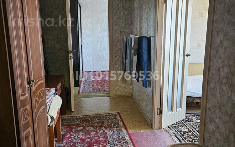2-бөлмелі пәтер · 60 м² · 8/9 қабат, улица Кеширима Бозтаева 1, бағасы: 170 000 ₸ в Семее — фото 2