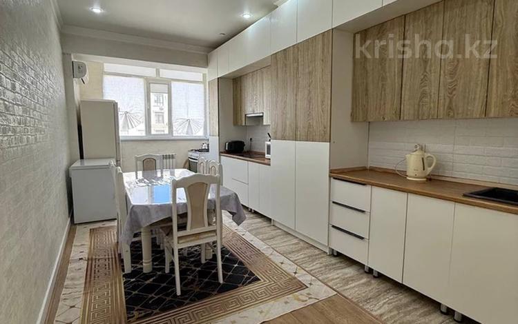 5-комнатная квартира · 227 м² · 11/12 этаж, 16-й мкр 33/6 за 88 млн ₸ в Актау — фото 2